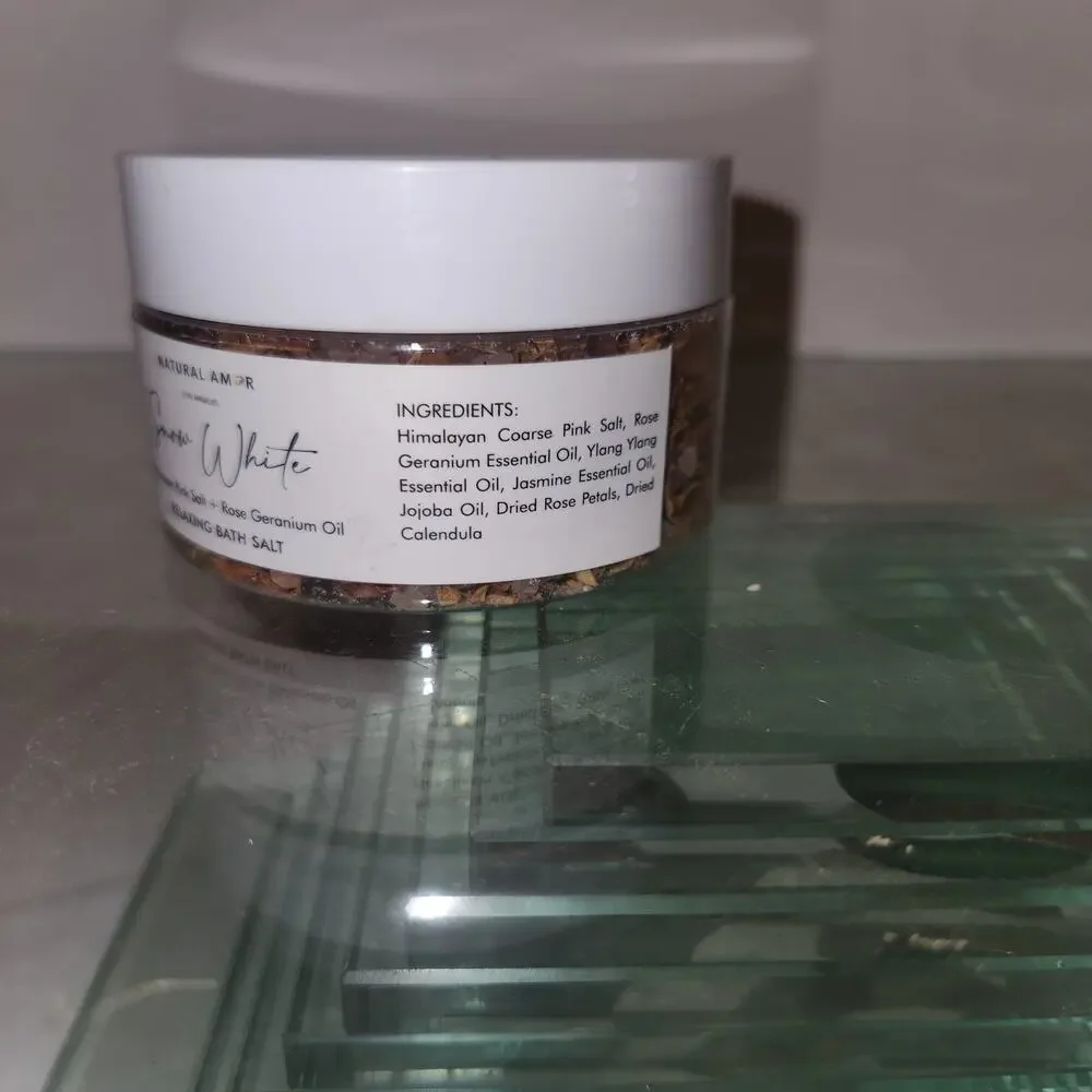 Natural Amor Bath Salt Himalayan Pink Salt/ Rose Germanium Oil